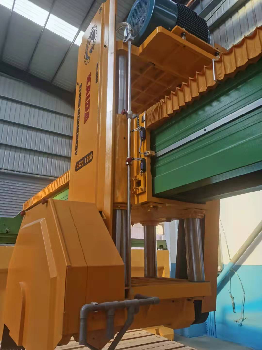 Rotating platform Rotating platform